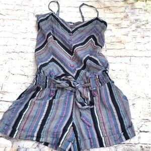 Billabong XL Multicolor Boho Surfer Romper. Cotton Adjustable Straps. 4 Pockets